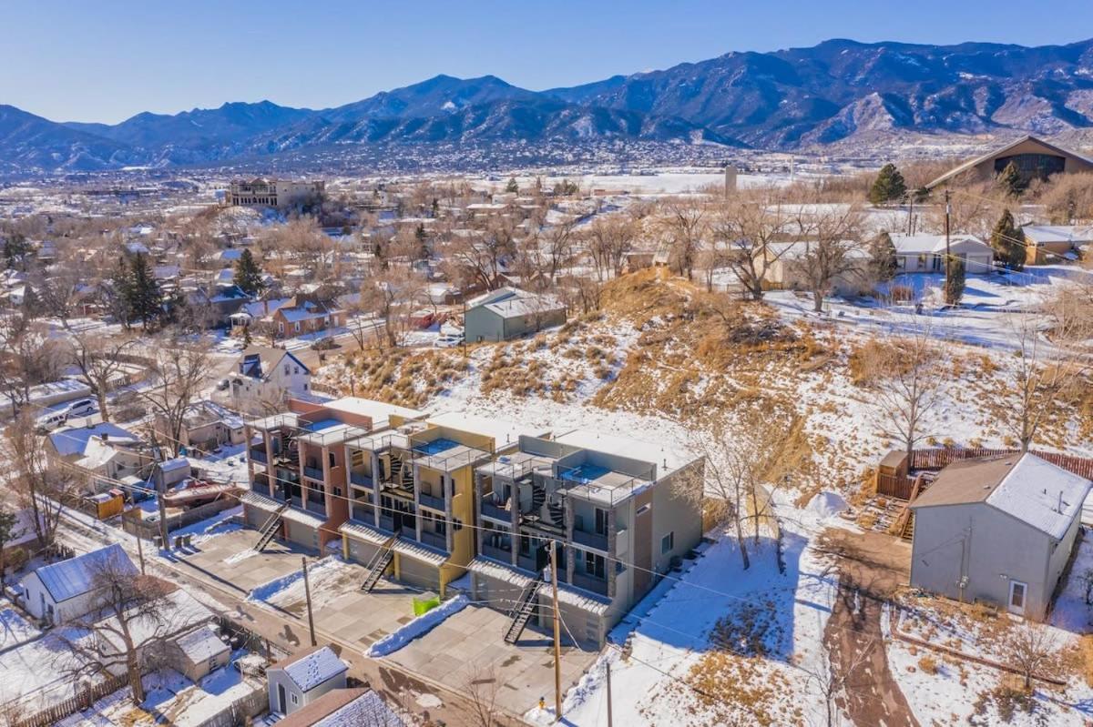 4Bd Home W Rooftop Patio Fire Pit & Mountain Views Colorado Springs Dış mekan fotoğraf